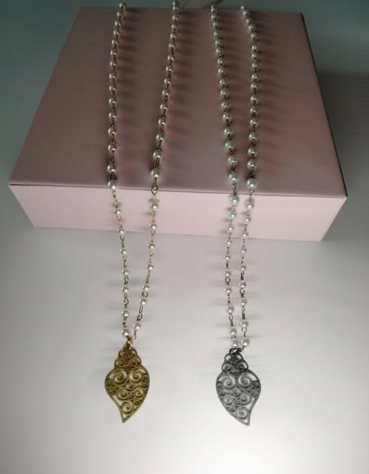 Colar Encantos Coração de Viana - 2 Cores Disponíveis